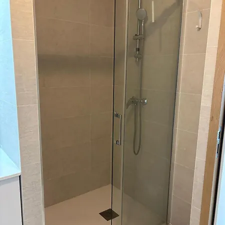 アパート Le Duplex レ・ザングル